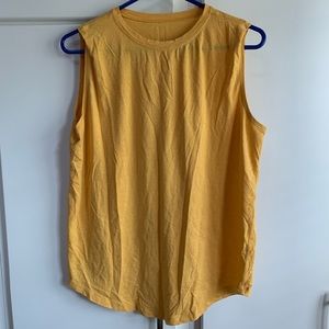 Lululemon Muscle Tee